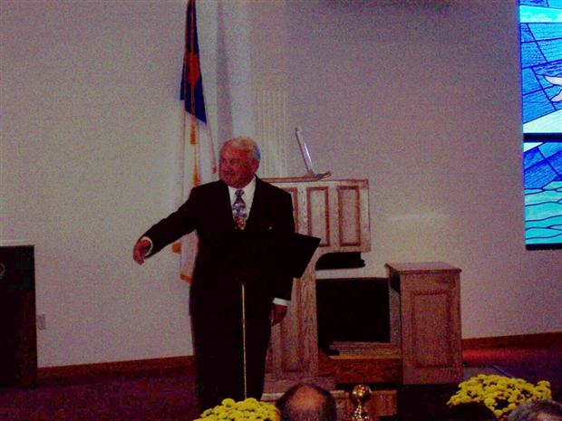 Richard Jacobs performs