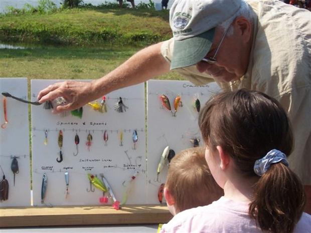 Kids Fishing 5