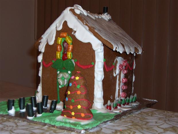 Christmas Gingerbread House