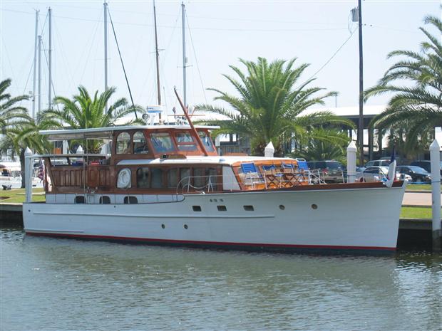 Elco Yacht