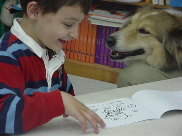 David Reads to King