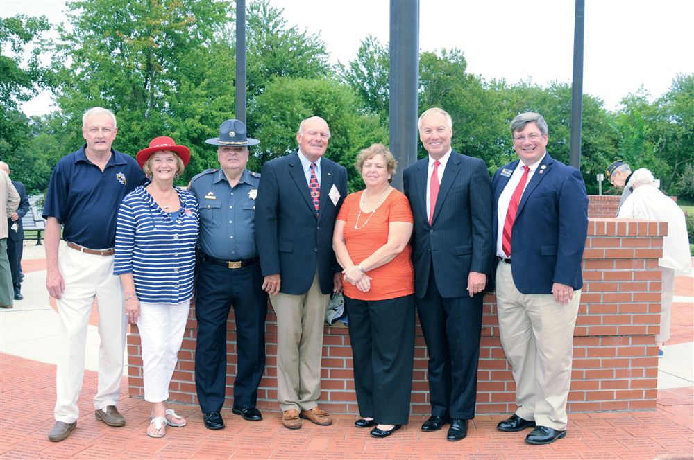 Vets Memorial