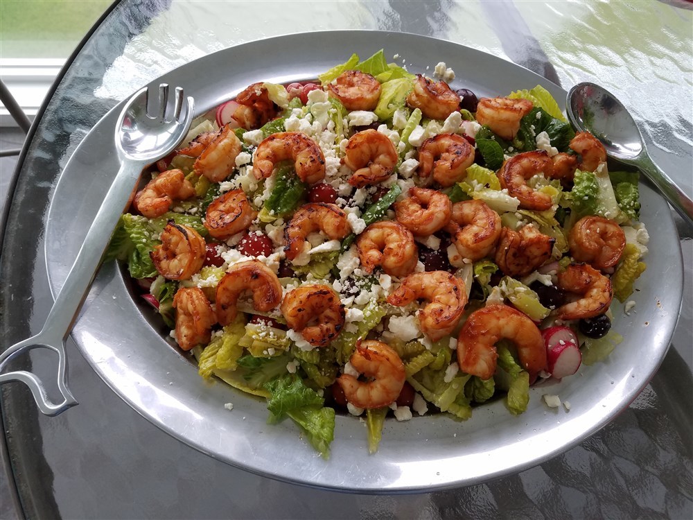 General Tso Shrimp / Greek Salad