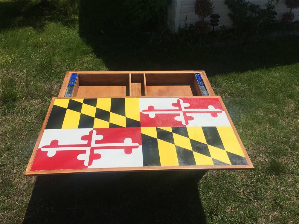 MD Flag Coffee Table