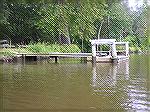 9/20/2005:  An example of a floating dock suitable for canoes or kayaks is at Camp Mardela on Watts Creek. (For a kayaking trip report on message board - Msg# 236487.)