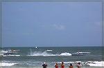 Offshore racers head for the turn buoy opposite the Commander Hotel on 14th st.