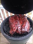 Slow cooked BBQ Babyback ribs on Big Greenegg